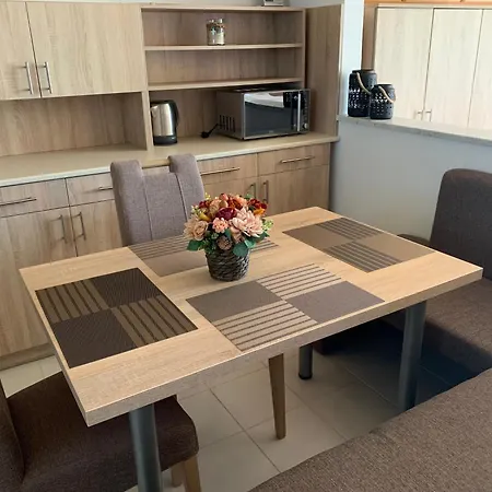 Prana Apartament Herend